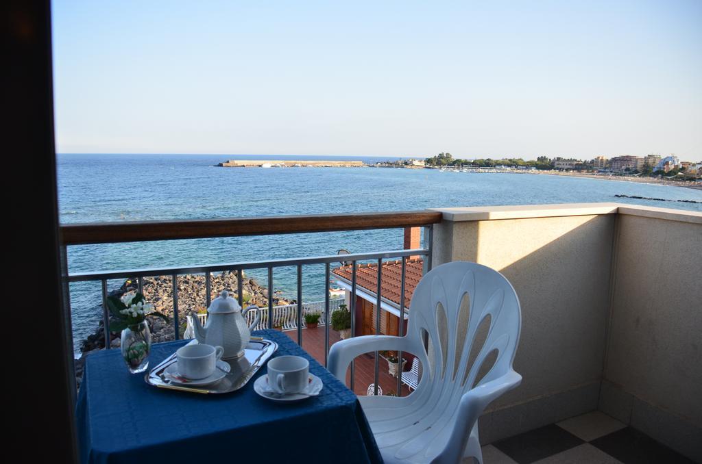 Costa Azzurra Hotel Giardini-Naxos