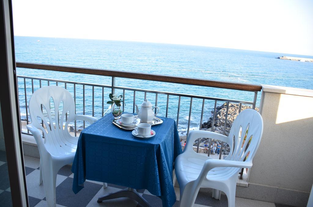 Costa Azzurra Giardini-Naxos